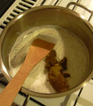 Kokosmilch mit Currypaste